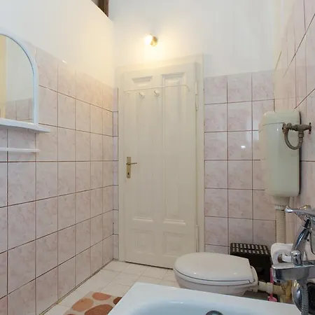 Maky Apartment *
